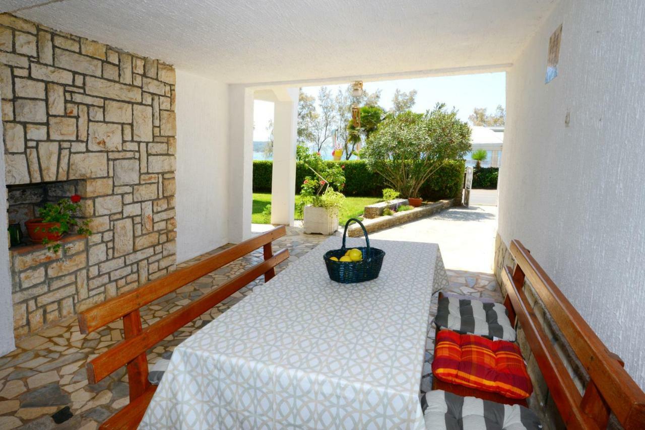 Beautiful Apartments First Row To The Sea Porec Bagian luar foto